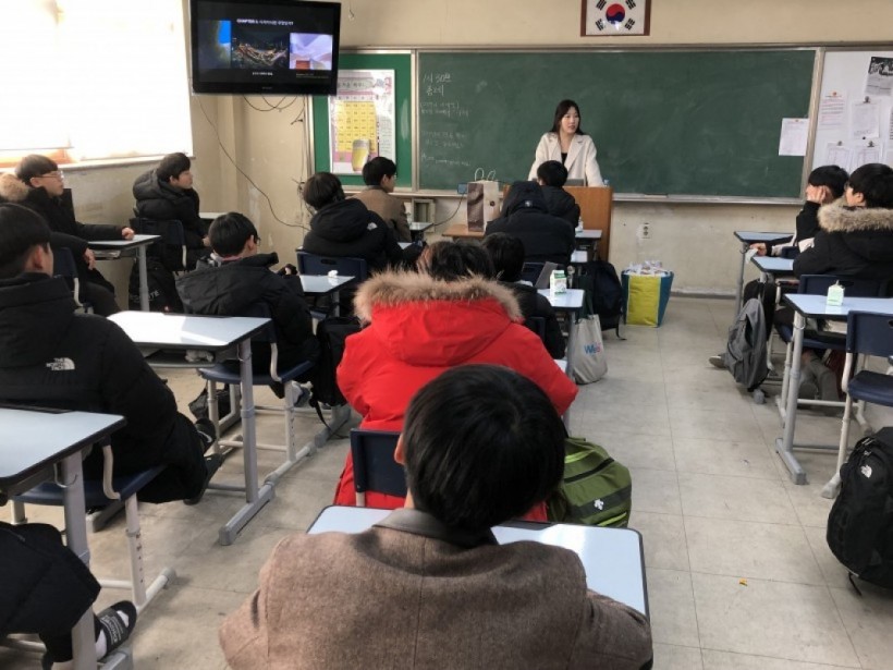 3d1ce7def3491db1db787207b48c44cc_1557470