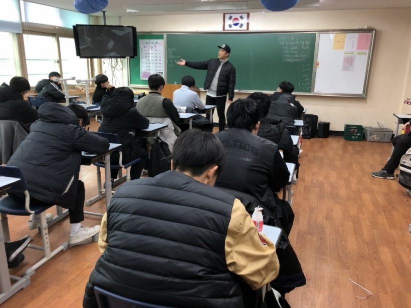 3d1ce7def3491db1db787207b48c44cc_1557470