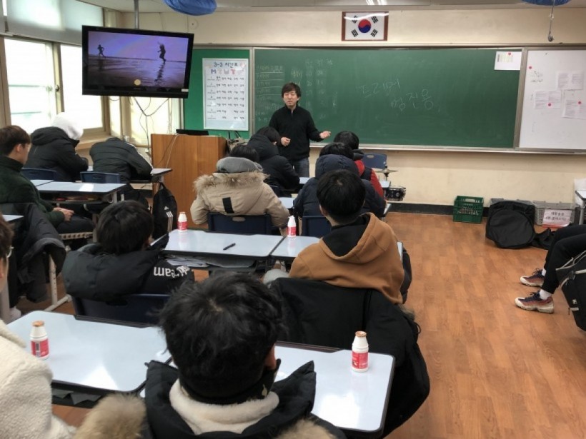 3d1ce7def3491db1db787207b48c44cc_1557470