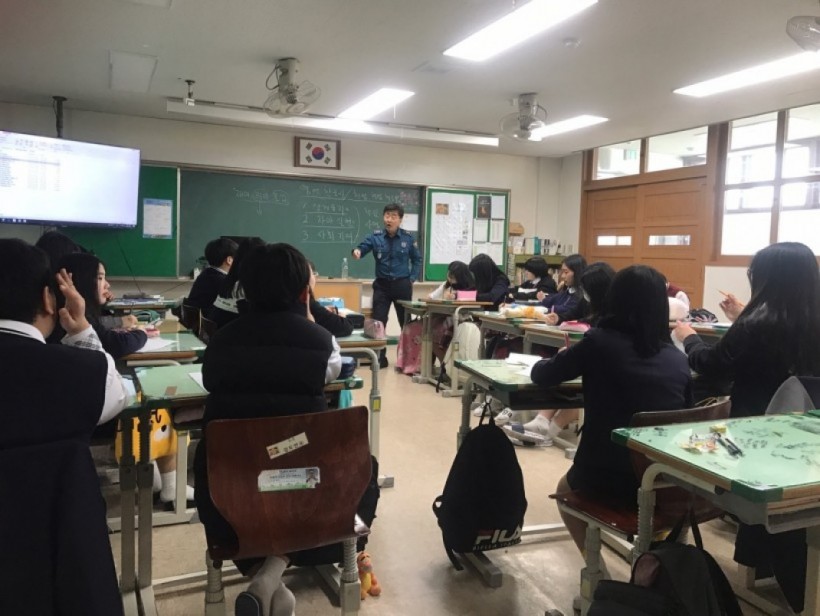 3d1ce7def3491db1db787207b48c44cc_1557471