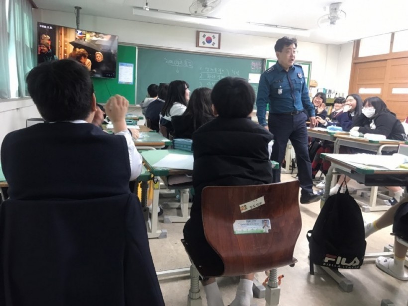 3d1ce7def3491db1db787207b48c44cc_1557471