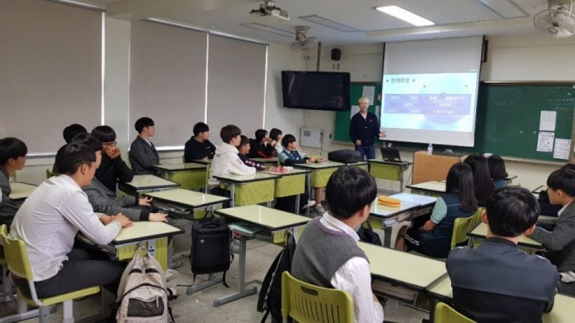 3d1ce7def3491db1db787207b48c44cc_1557474