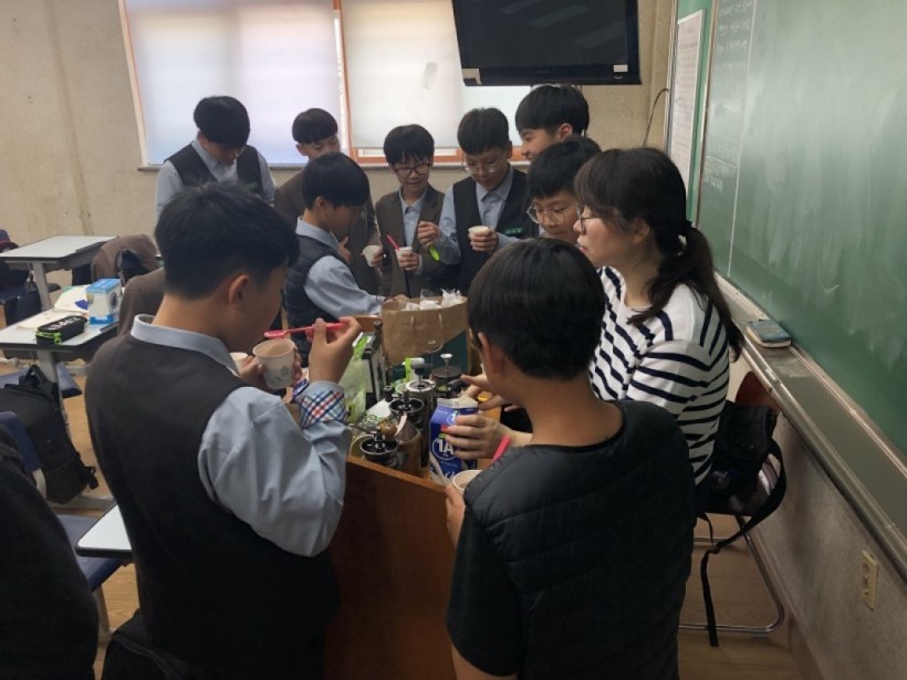 5d162afd351557f881ee5ad00d7cf7d0_1557881