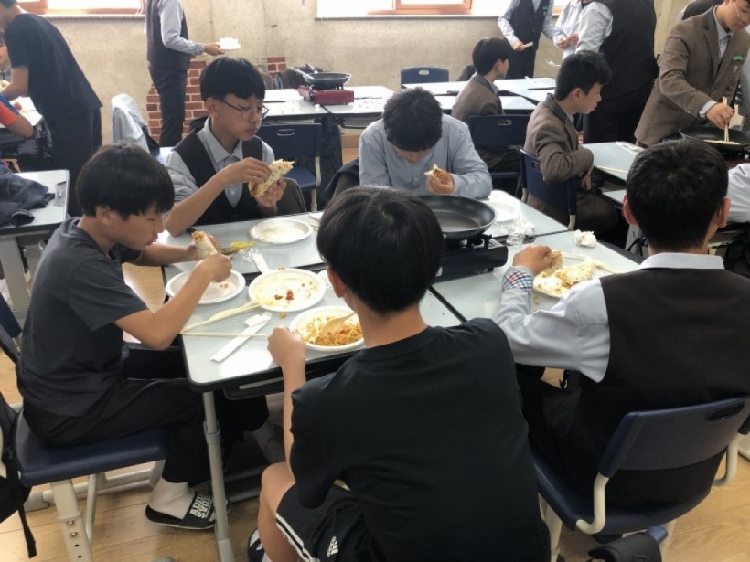 5d162afd351557f881ee5ad00d7cf7d0_1557881