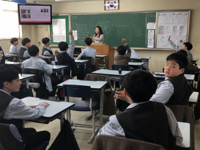 5d162afd351557f881ee5ad00d7cf7d0_1557881