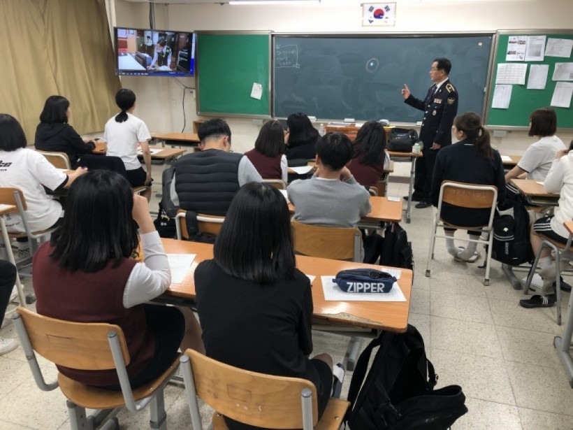 5d162afd351557f881ee5ad00d7cf7d0_1557882