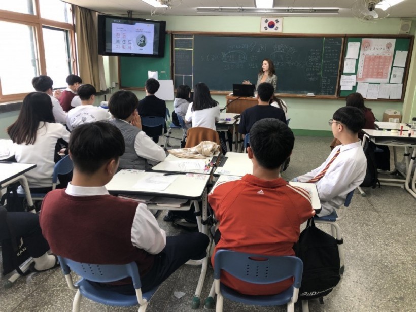 5d162afd351557f881ee5ad00d7cf7d0_1557882