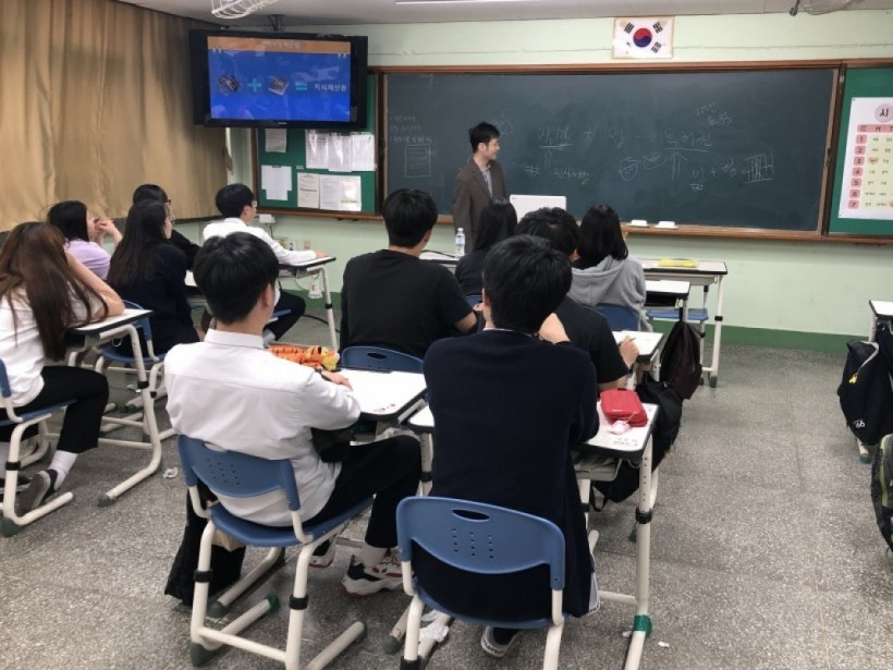 5d162afd351557f881ee5ad00d7cf7d0_1557882