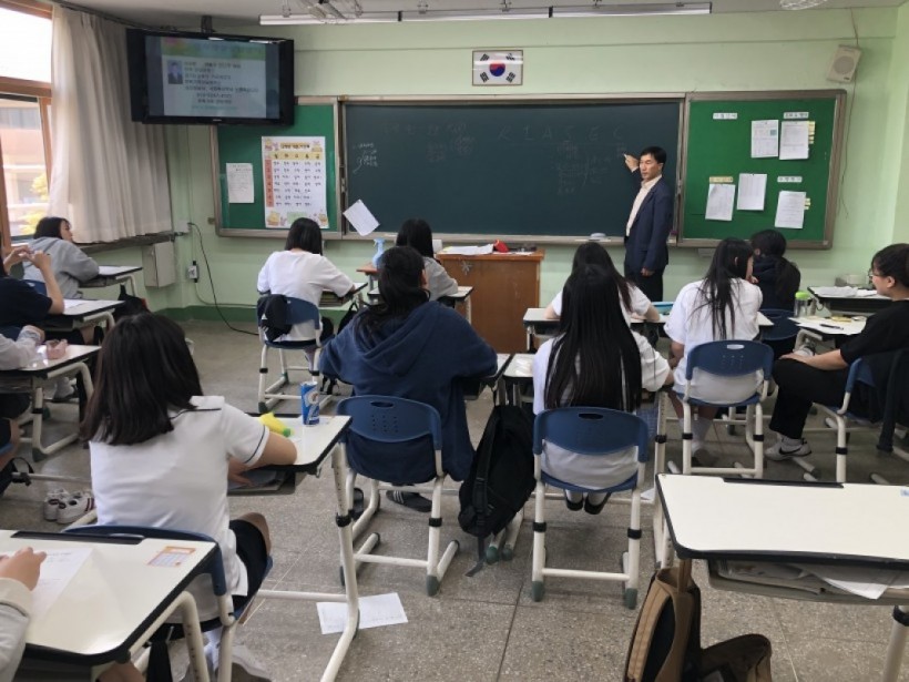 5d162afd351557f881ee5ad00d7cf7d0_1557882