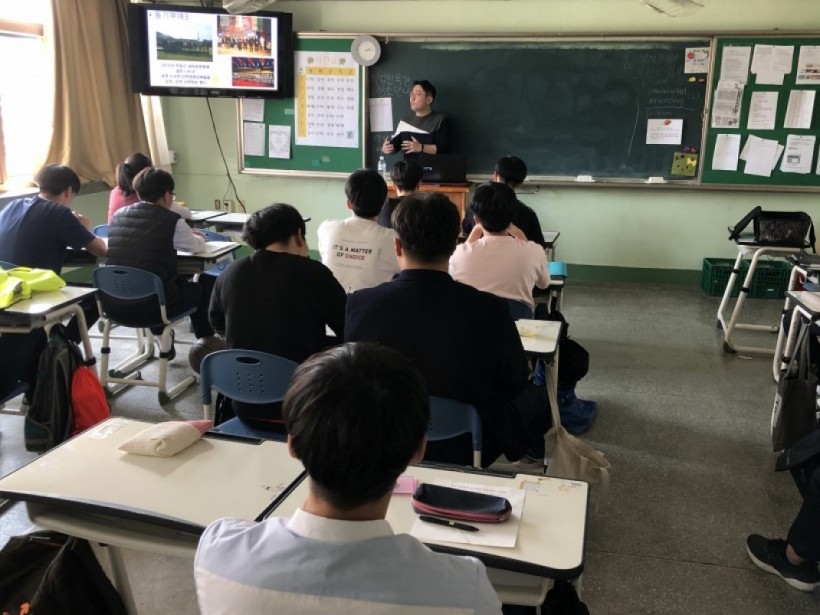 5d162afd351557f881ee5ad00d7cf7d0_1557882