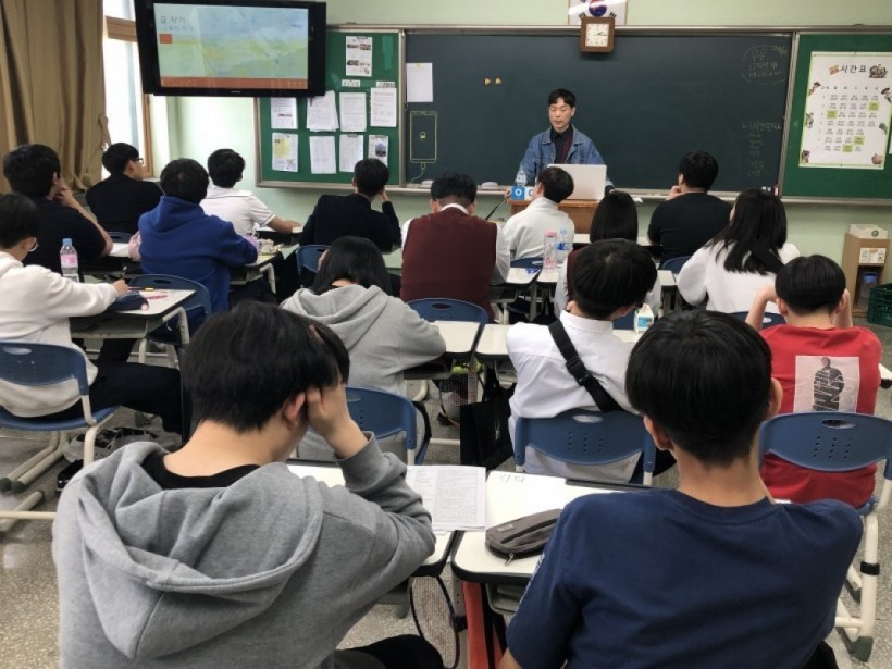 5d162afd351557f881ee5ad00d7cf7d0_1557882