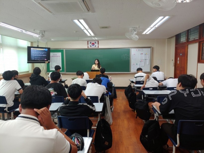 3216493fd17874e87da911b580a1cced_1564119