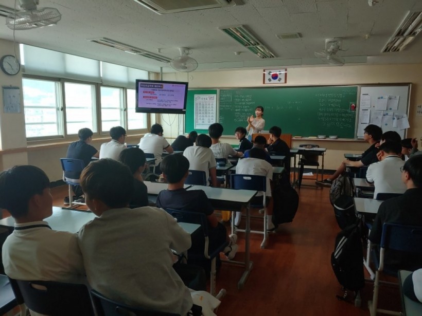 3216493fd17874e87da911b580a1cced_1564119