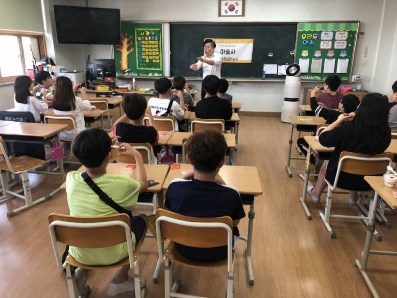 abe99ed159d3a4f54f3c0502c1a35f93_1564539