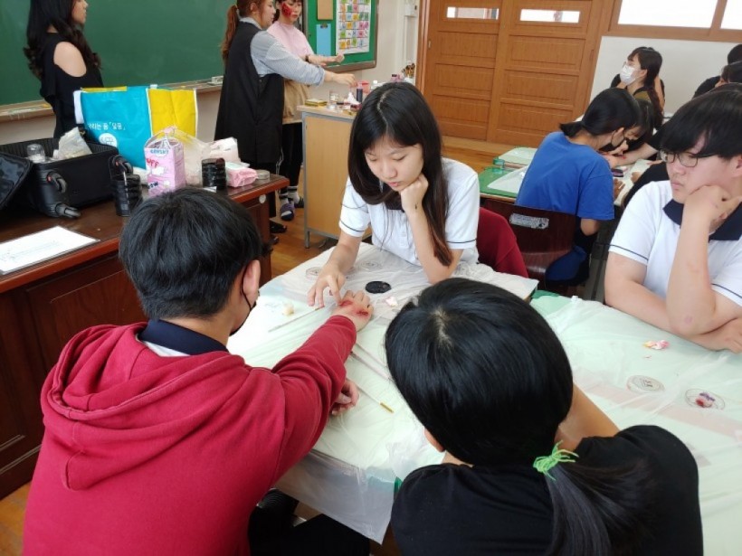 e6410ec792010a7ef81bdf12956a7d09_1563770