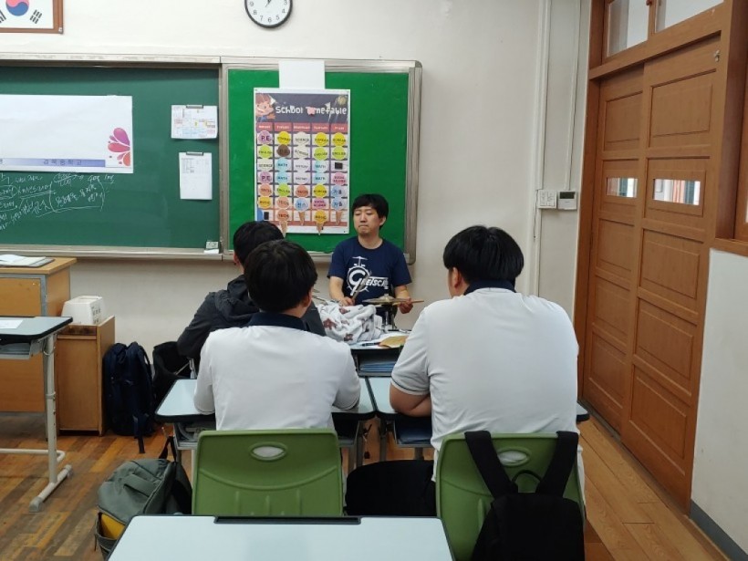 e6410ec792010a7ef81bdf12956a7d09_1563770