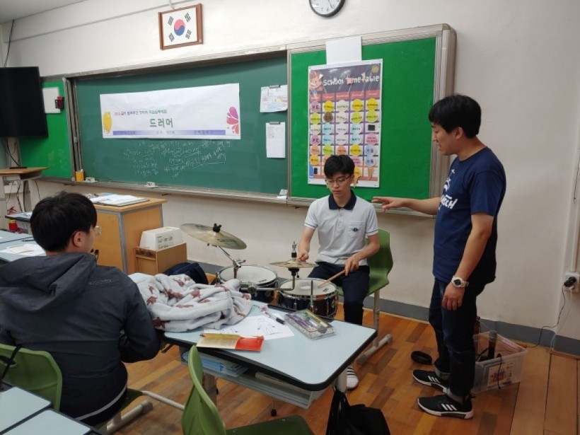 e6410ec792010a7ef81bdf12956a7d09_1563770