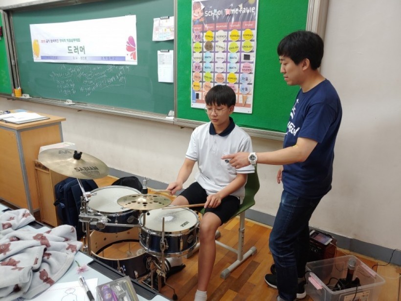 e6410ec792010a7ef81bdf12956a7d09_1563770