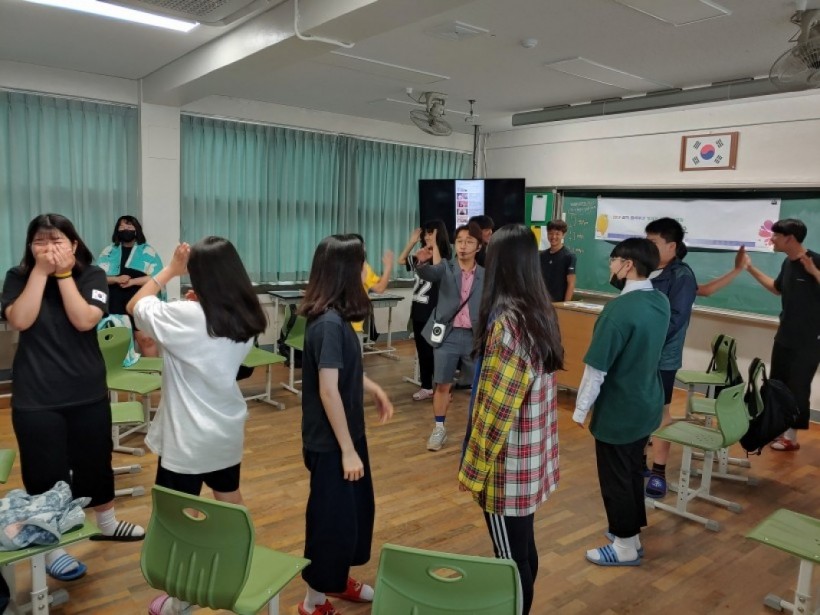 e6410ec792010a7ef81bdf12956a7d09_1563770