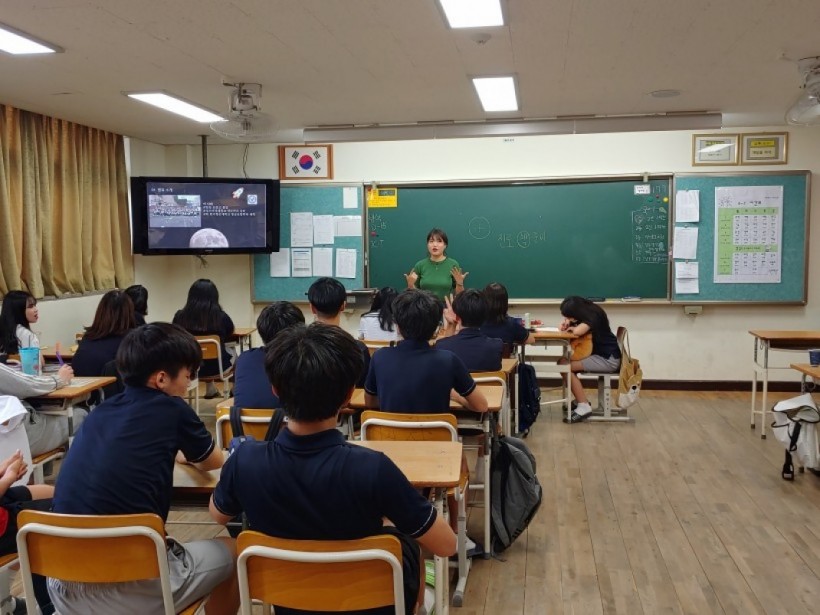 e6410ec792010a7ef81bdf12956a7d09_1563770