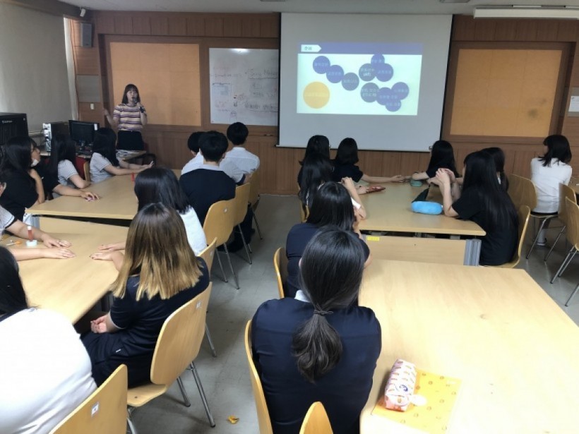 e6410ec792010a7ef81bdf12956a7d09_1563771