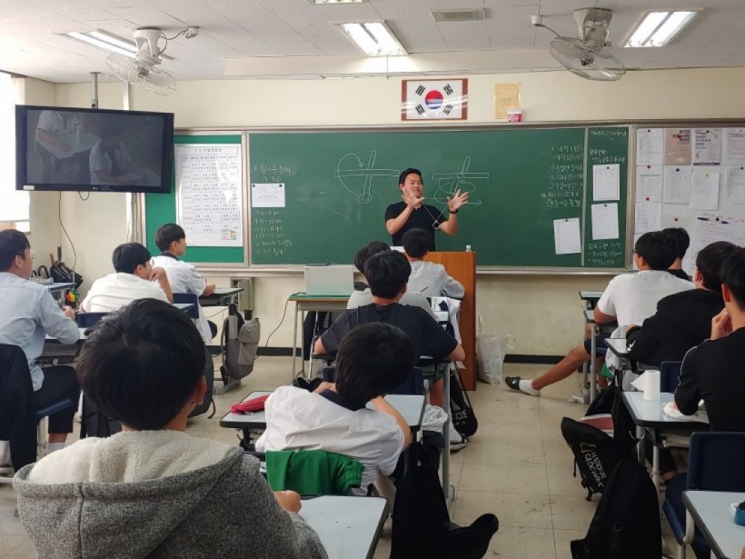 552f3876c2695fae4f8c38b367b8597f_1570430