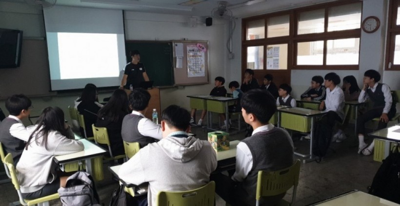 eec428afabf037aedeecabfd5f5acf01_1570494