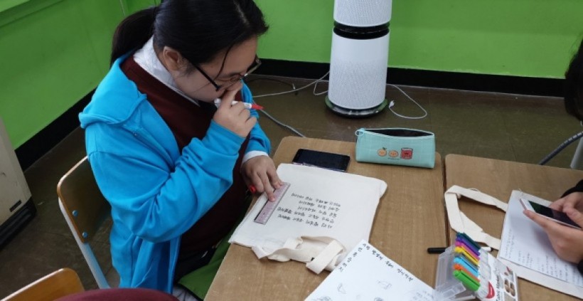 eec428afabf037aedeecabfd5f5acf01_1570496