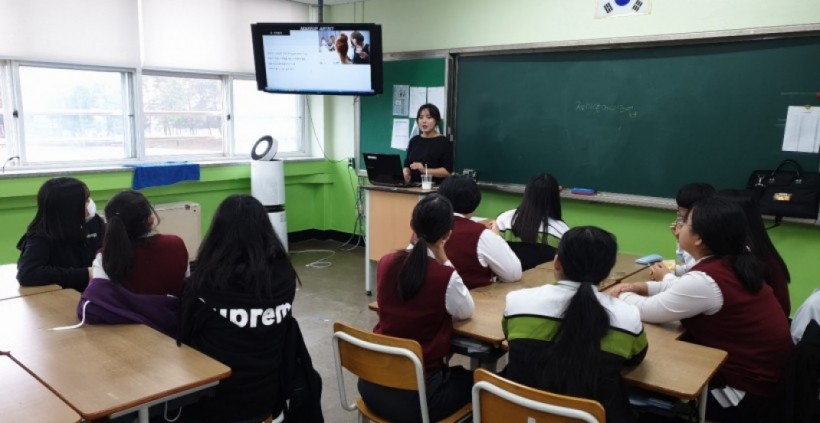 eec428afabf037aedeecabfd5f5acf01_1570496