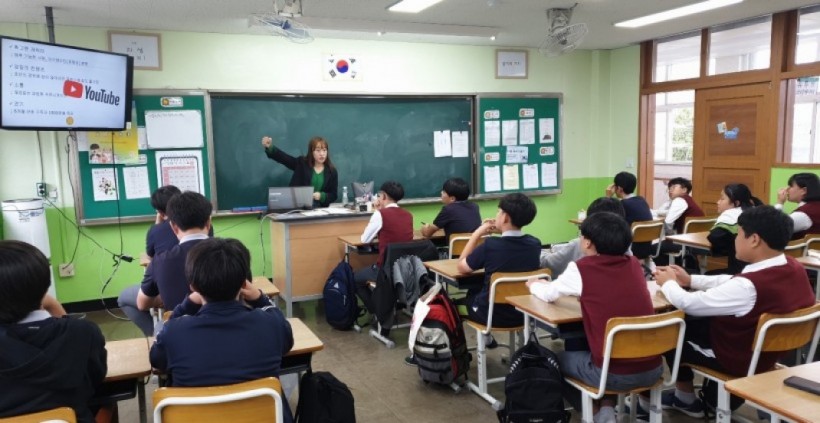 eec428afabf037aedeecabfd5f5acf01_1570496