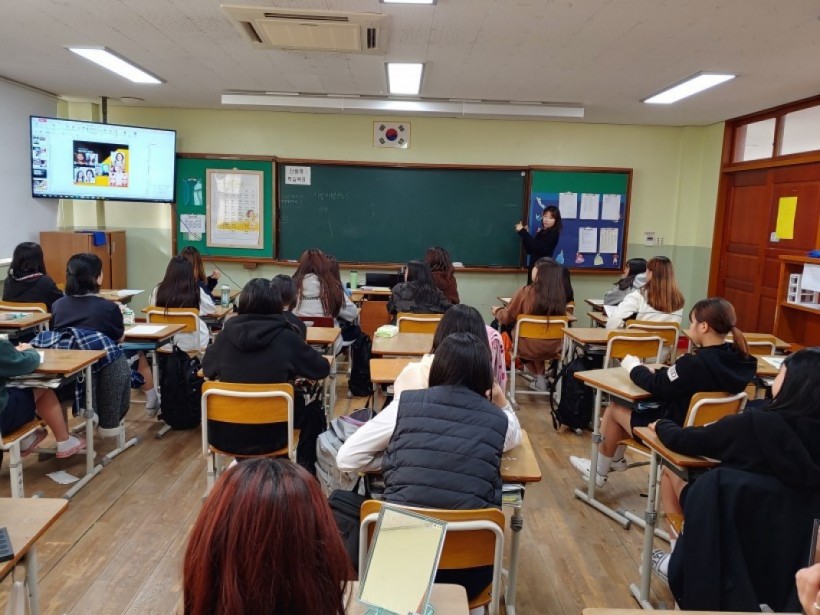 809c9728427b57f62716e8cc245bda32_1573190