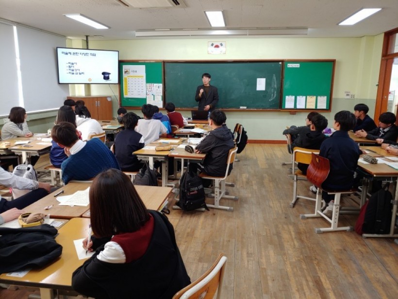 809c9728427b57f62716e8cc245bda32_1573190