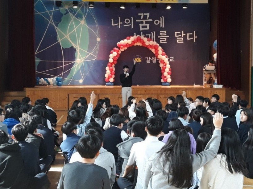 809c9728427b57f62716e8cc245bda32_1573191