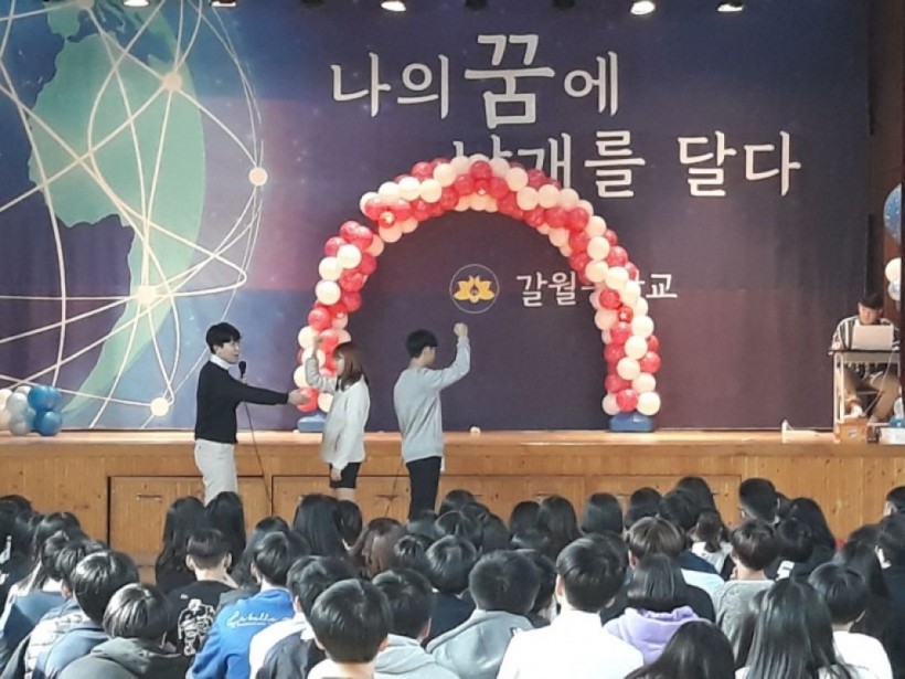 809c9728427b57f62716e8cc245bda32_1573191