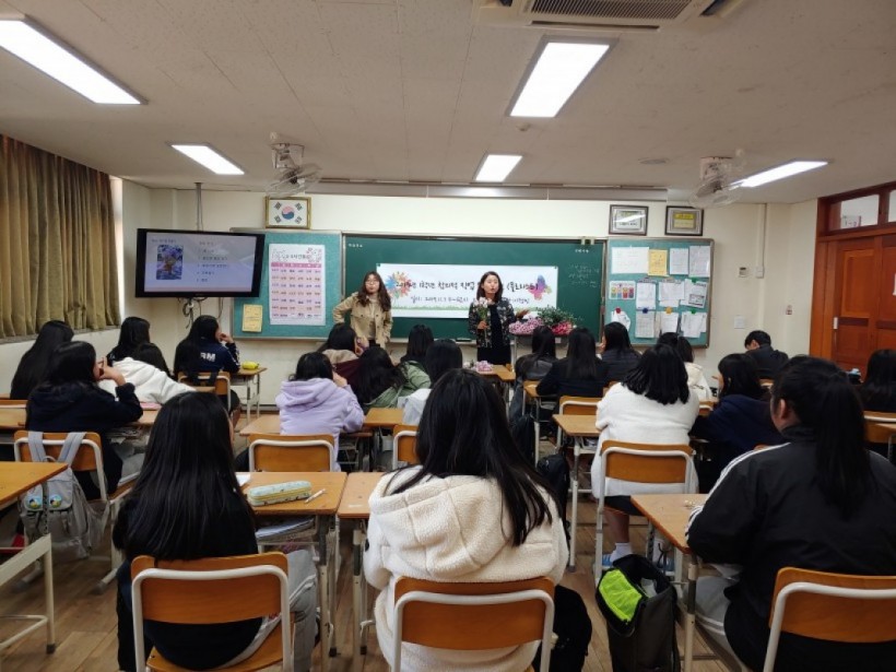 4c32f446f9dff5c9928a6c047481cec4_1575851