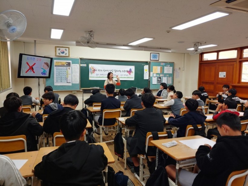 4c32f446f9dff5c9928a6c047481cec4_1575851