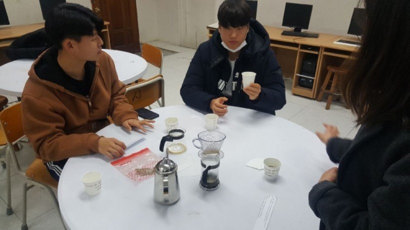 e825bb9794fb3e21dee10bc902af6fe5_1579659