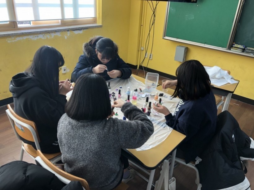 e825bb9794fb3e21dee10bc902af6fe5_1579659