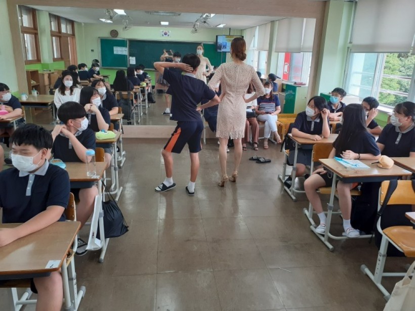 1f792f5048f2f209170736fdb451fb7d_1593588