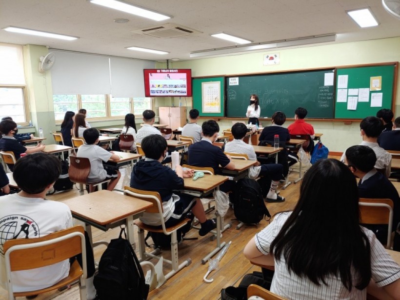 a8bc1ea424fc20d59cddd3d3a75eaec8_1595491