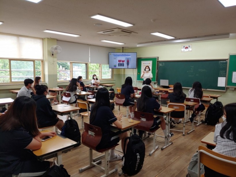 a8bc1ea424fc20d59cddd3d3a75eaec8_1595491