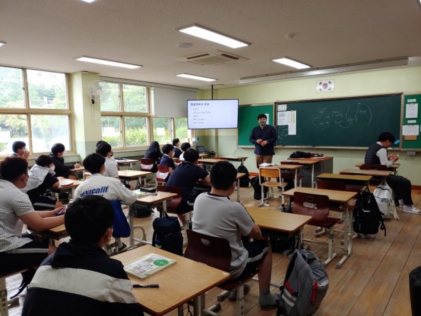 a8bc1ea424fc20d59cddd3d3a75eaec8_1595491