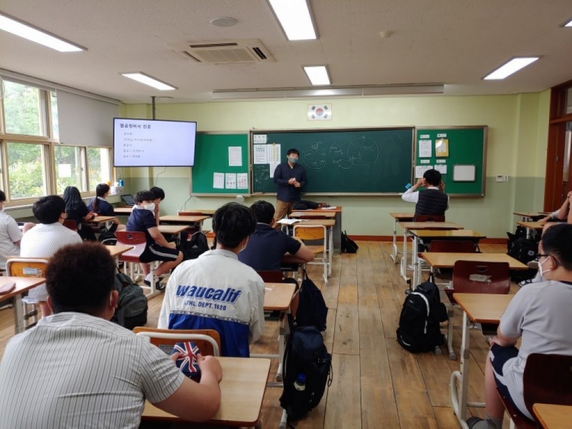 a8bc1ea424fc20d59cddd3d3a75eaec8_1595491