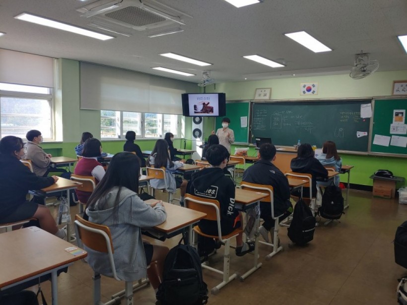 c37beffba090185f79c44665b6d6a3d2_1608078