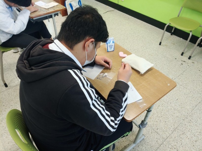 c37beffba090185f79c44665b6d6a3d2_1608078