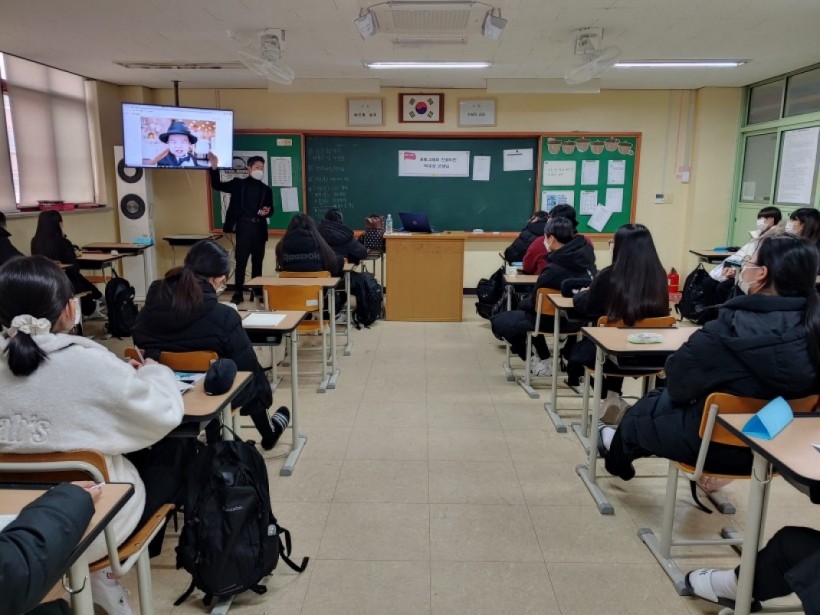 85fbf18078e797f4e87e442df0915562_1610503