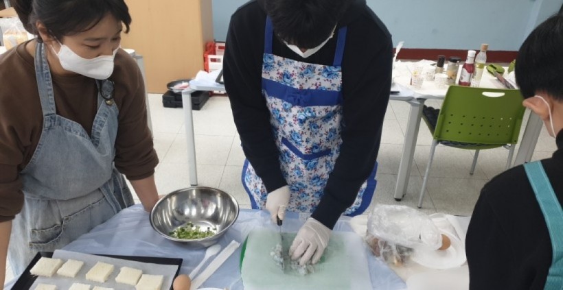 90ec3680d11769dece43d10f5e6858f2_1617844