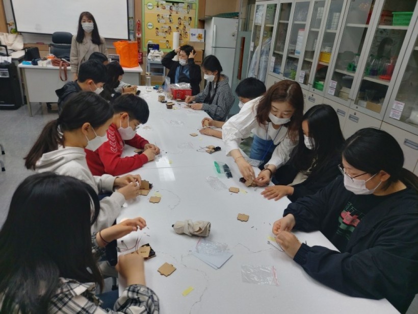 355ebf472752fc3454583e663366fbeb_1620009