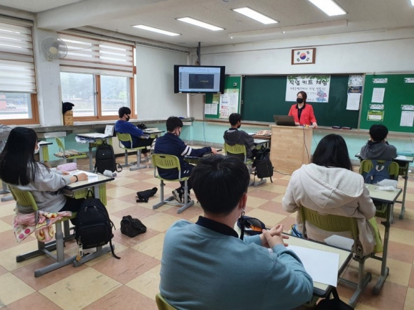 355ebf472752fc3454583e663366fbeb_1620018