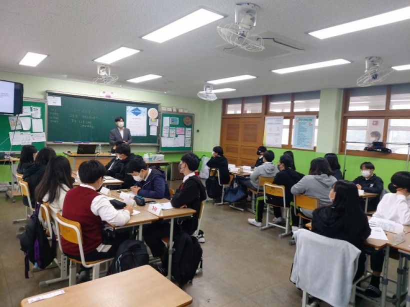 355ebf472752fc3454583e663366fbeb_1620018